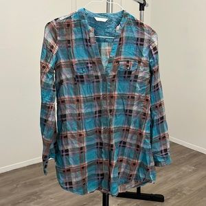 Cool long length buttoned tunic top